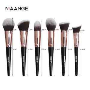 Package Included: 1 Pcs Makeup Brush .