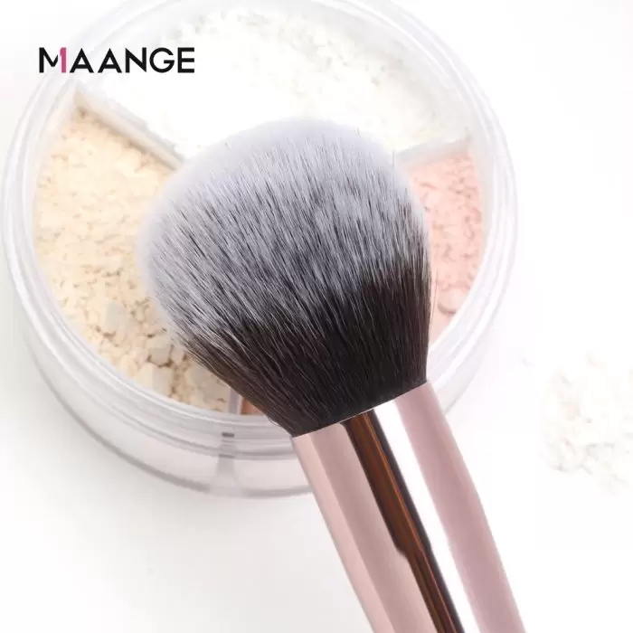Package Included: 1 Pcs Makeup Brush ..
